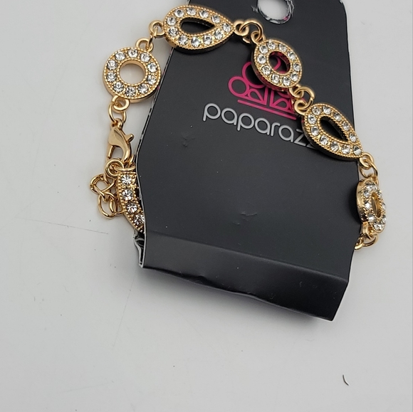 Paparazzi royalty gold white rhinestone bracelet - Picture 3 of 4